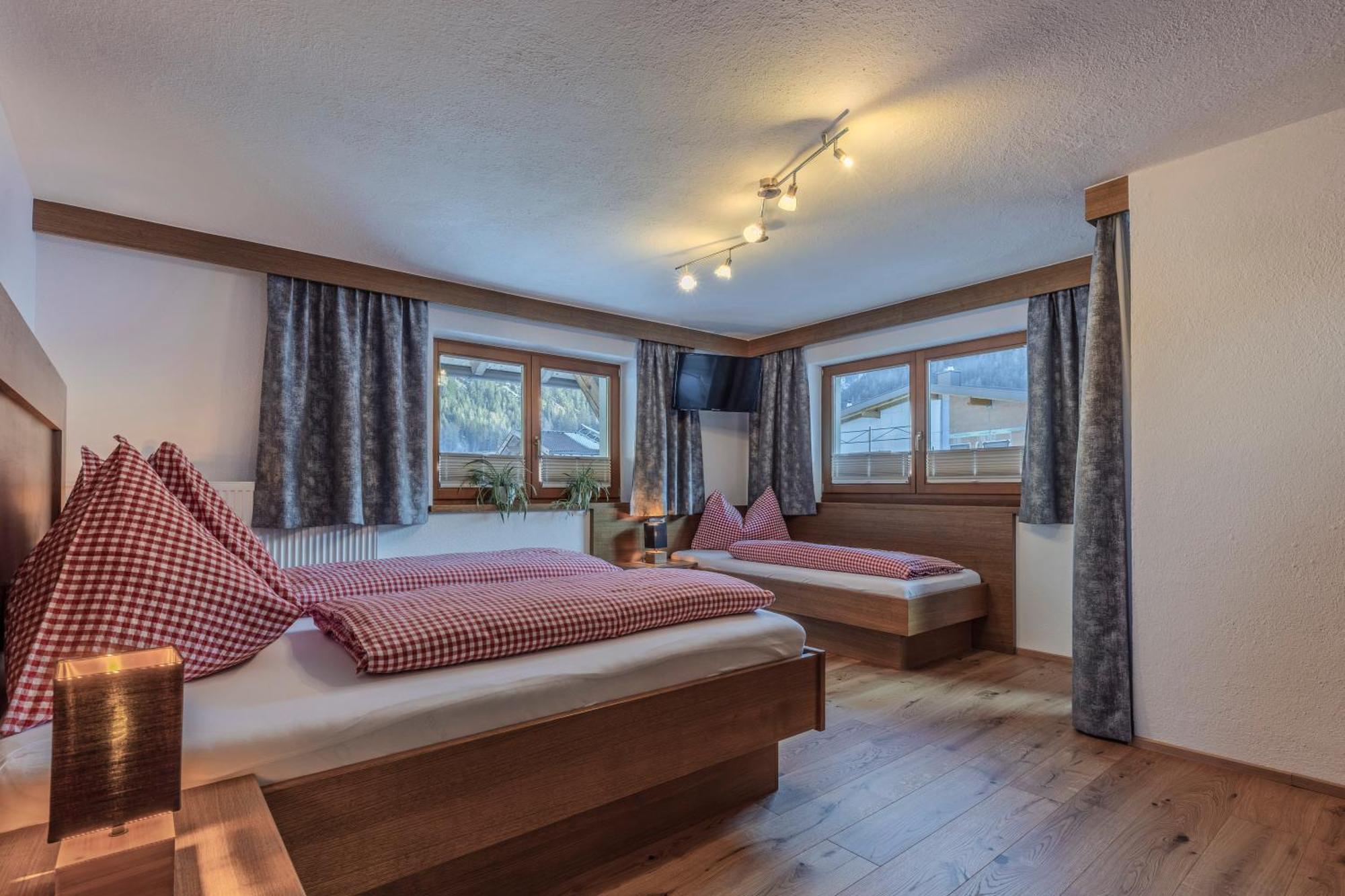 Ferienhaus Tirol im Ötztal Umhausen Exterior foto