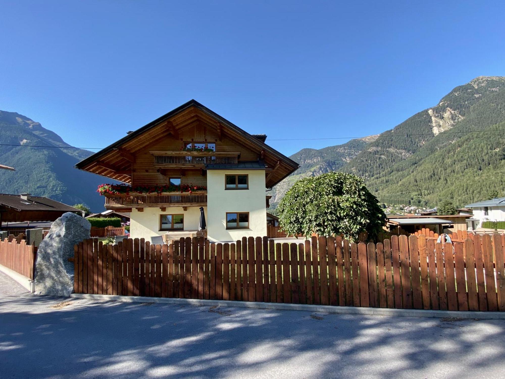 Ferienhaus Tirol im Ötztal Umhausen Exterior foto